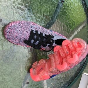 Nike FlyKnit VaporMax [Size 7]